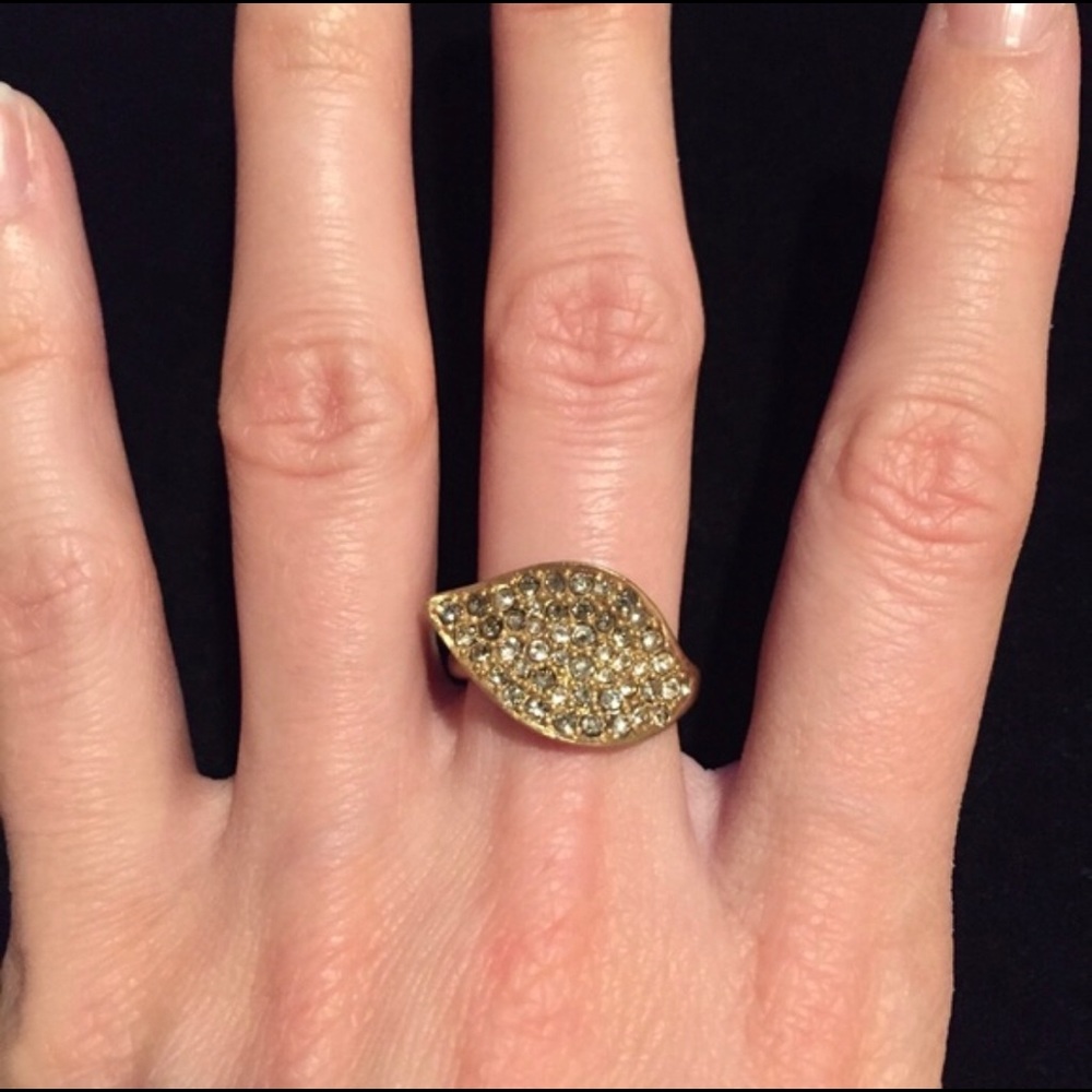 Chloe + Isabel Pave Diamond Lead Ring